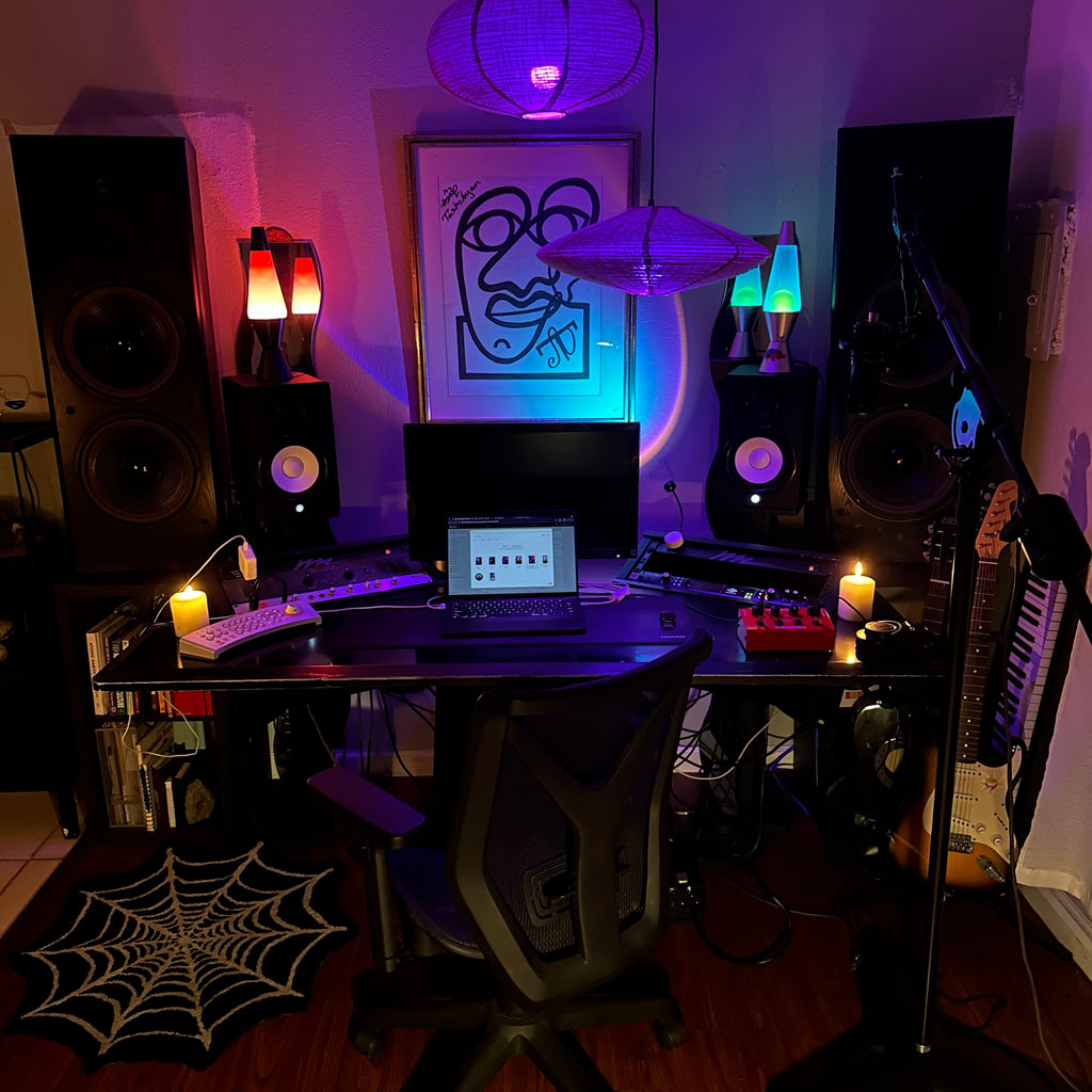 Krome Studios - A Room