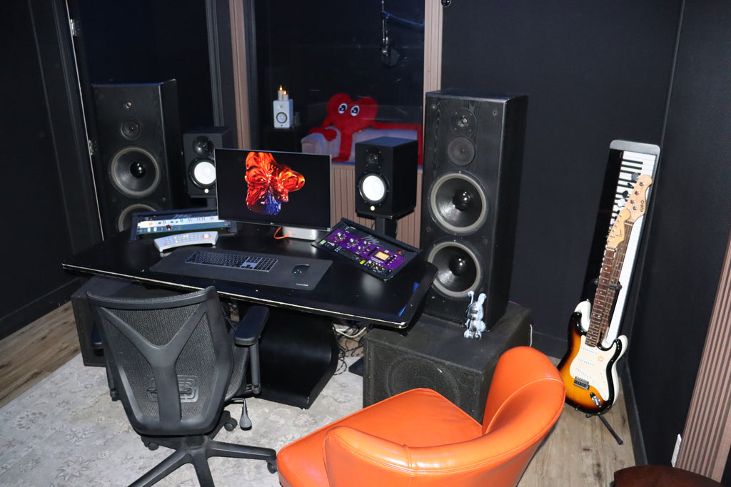 Krome Studios - A Room