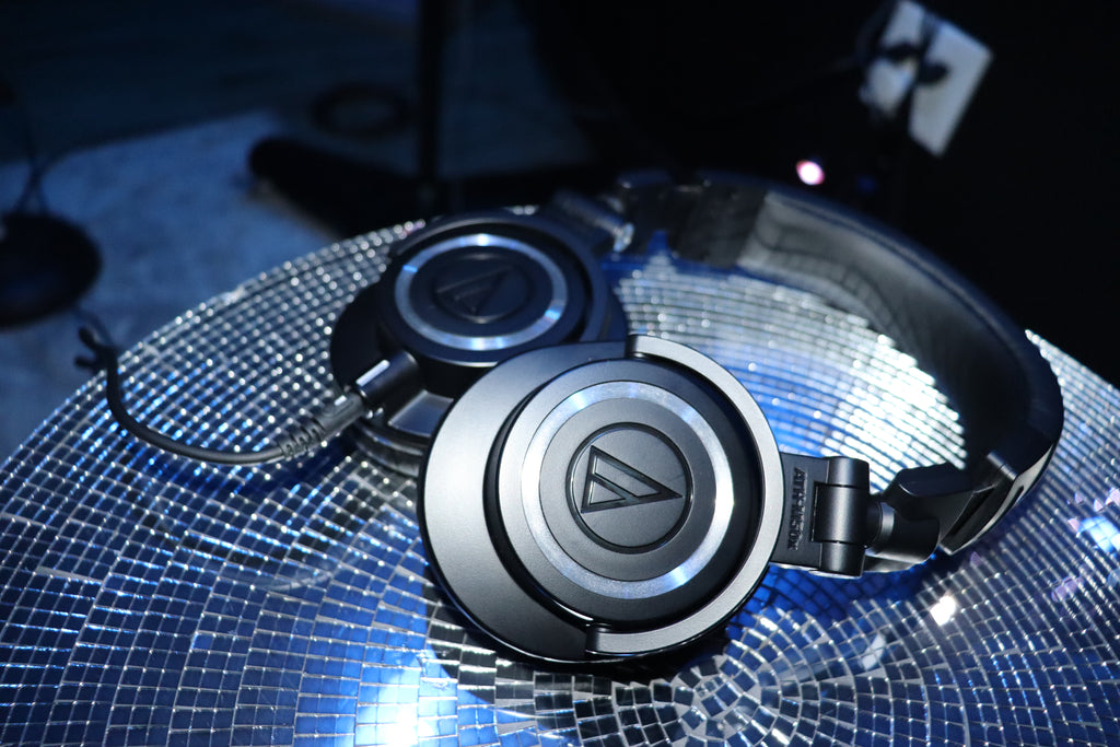 Krome Studios - A Room